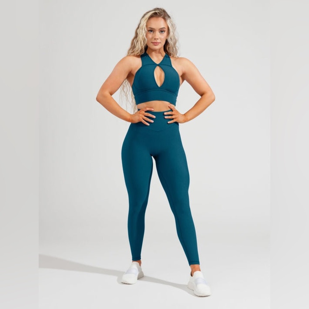 Buffbunny Monarch Leggings and Sphynx Sports bra set